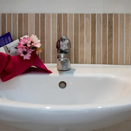 Elios Tao Hotel 3*