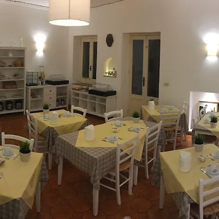 Elios Tao טאורמינה