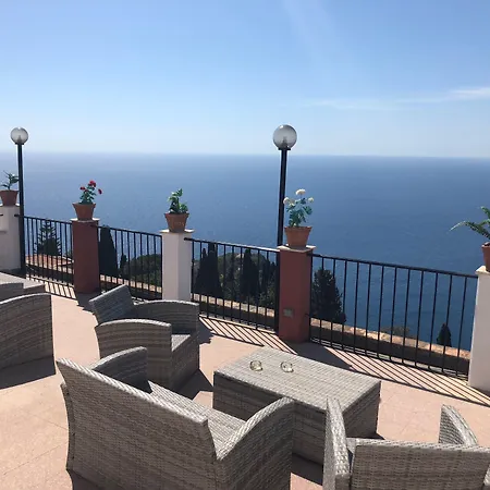 Elios Tao Отель Таормина