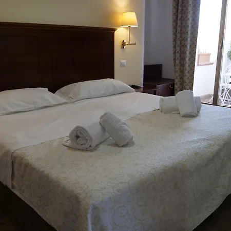 Elios Tao Hotel 3*